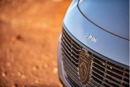 Peugeot 308 1.5BlueHDi EAT8 130Ps